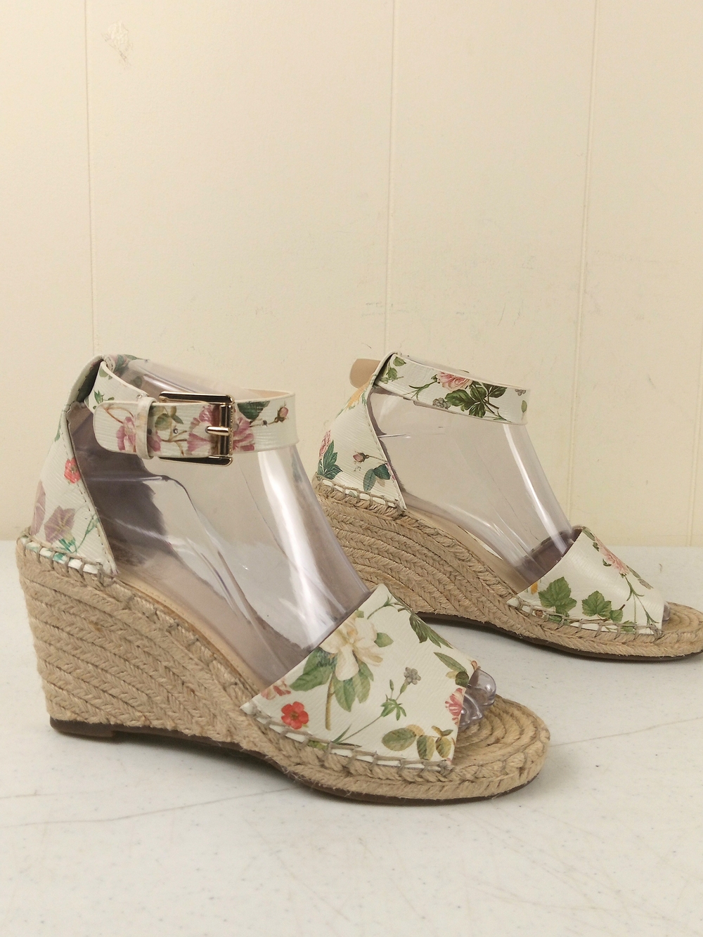 Vince Camuto Floral Espadrille Wedge Sandals in Cream and Green Size 7.5